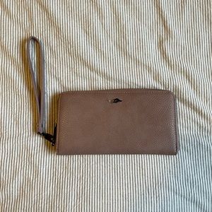 Roots Leather Zipper Wallet Mauve Colour